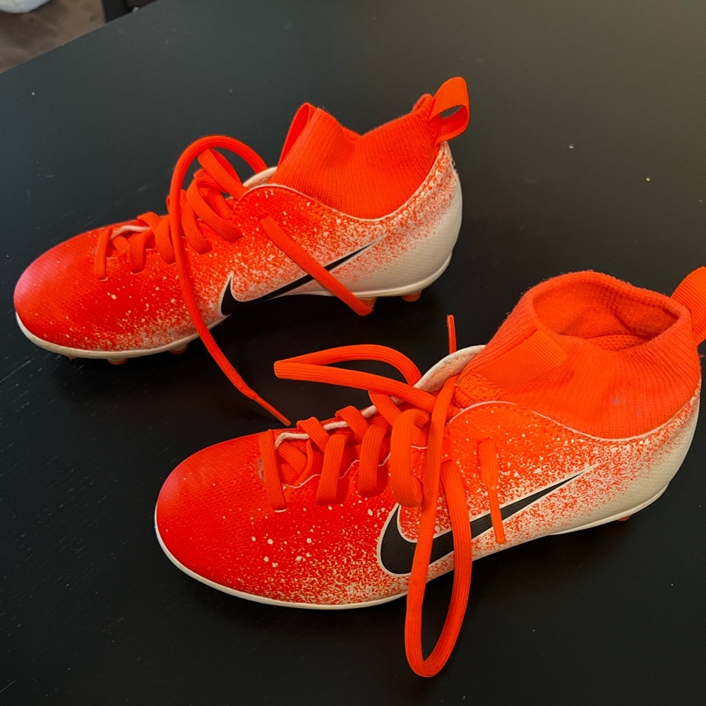 Nike Jr. Mercurial Superfly 6 Club FG Soccer Cleats